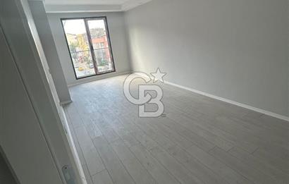 MUSTAFAPAŞA'DA CADDE ÜSTÜ 2+1 SIFIR ARAKAT DAİRE