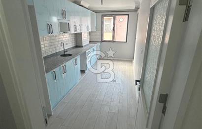 MUSTAFAPAŞA'DA CADDE ÜSTÜ 2+1 SIFIR ARAKAT DAİRE