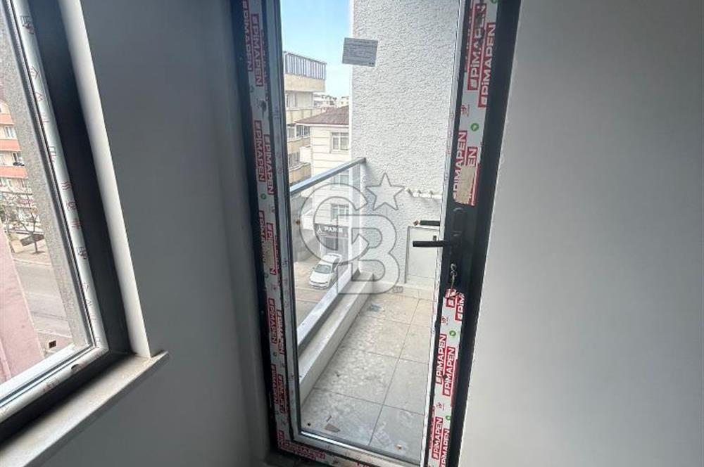 MUSTAFAPAŞA'DA CADDE ÜSTÜ 2+1 SIFIR ARAKAT DAİRE