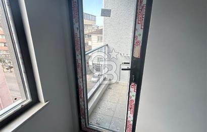 MUSTAFAPAŞA'DA CADDE ÜSTÜ 2+1 SIFIR ARAKAT DAİRE