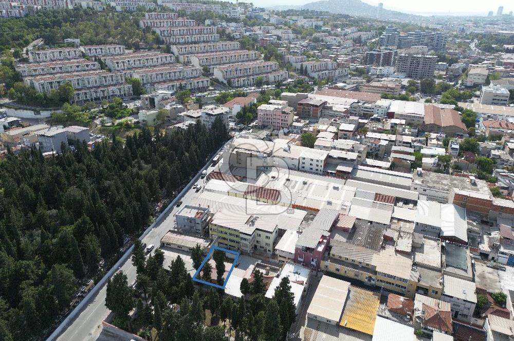 İZMİR BORNOVA ÇAMDİBİNDE 232 m2 ARSA İÇİNDE SATILIK 2+1 MÜSTAKİL EV