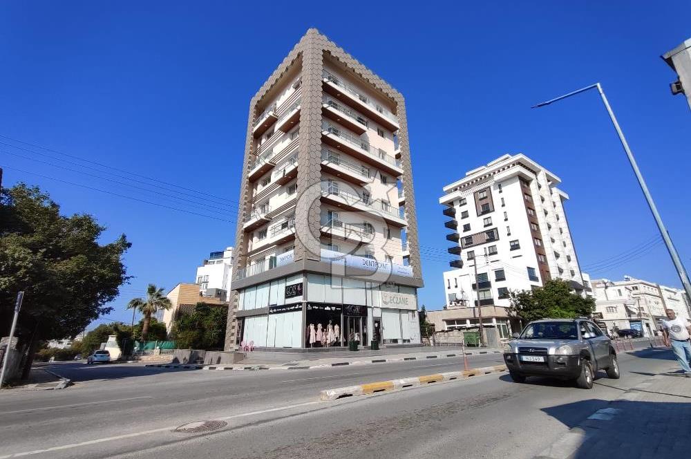 Girne Merkezde Sende Katlı Kiralık Dükkan