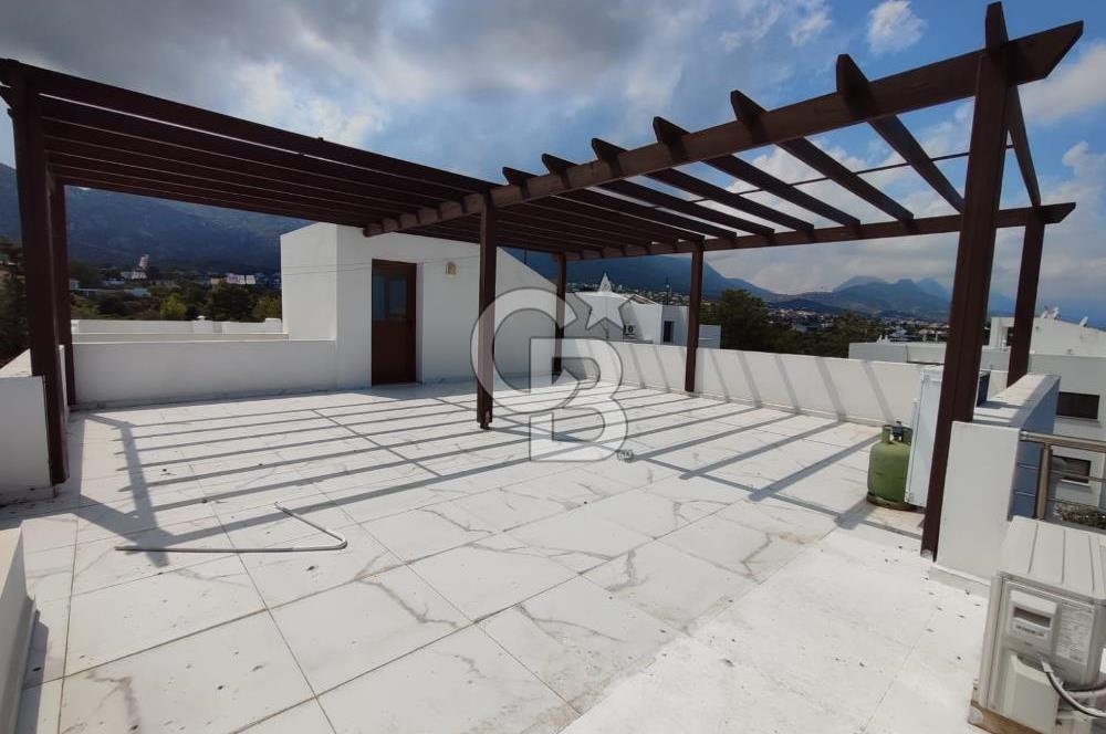 Girne Ozanköyde Çatı Teraslı 2+1 Kiralık Daire