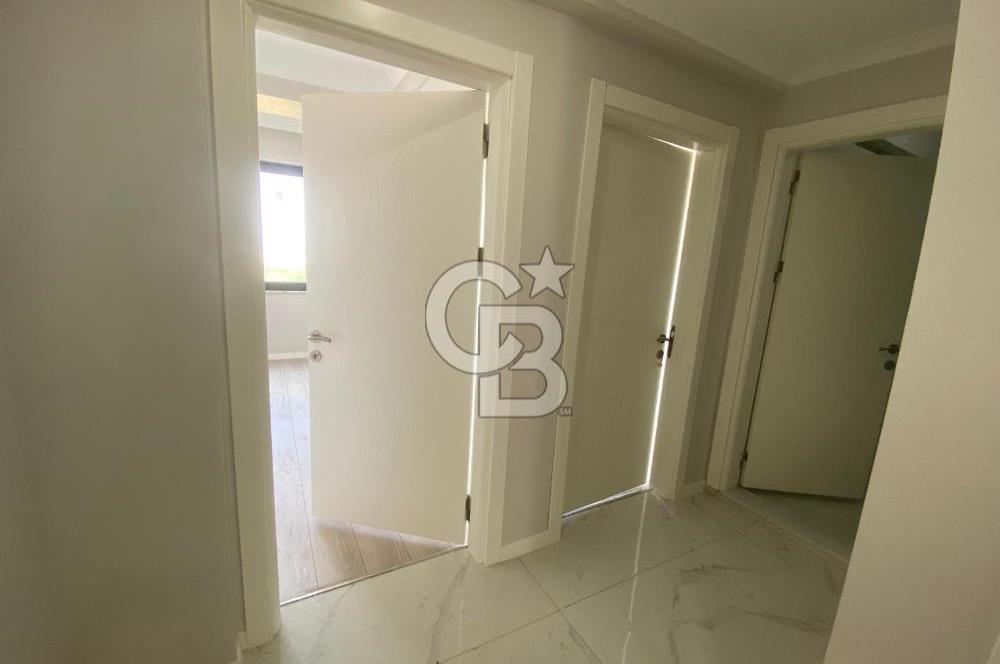 YALOVA ÇİFTLİKKÖY'DE SATILIK DENİZ MANZARALI 3+1 DAİRE