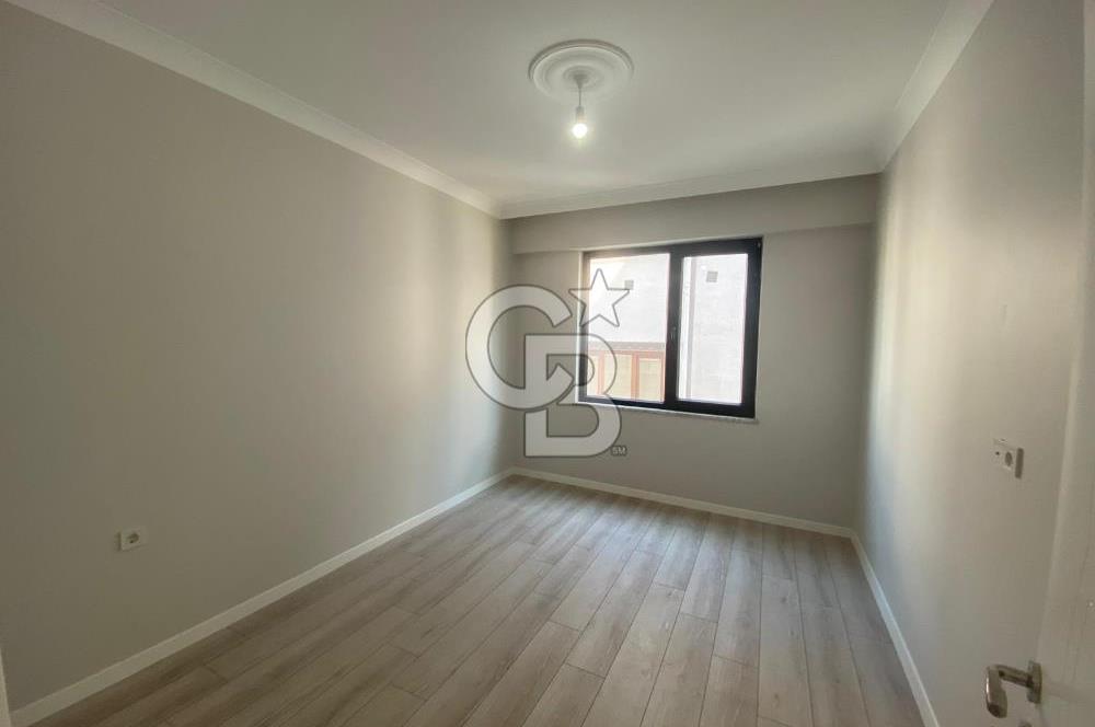 YALOVA ÇİFTLİKKÖY'DE SATILIK DENİZ MANZARALI 3+1 DAİRE