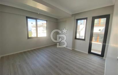 YALOVA ÇİFTLİKKÖY'DE SATILIK DENİZ MANZARALI 3+1 DAİRE