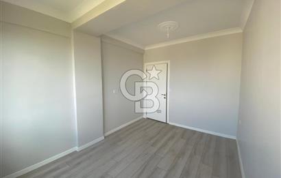 YALOVA ÇİFTLİKKÖY'DE SATILIK DENİZ MANZARALI 3+1 DAİRE