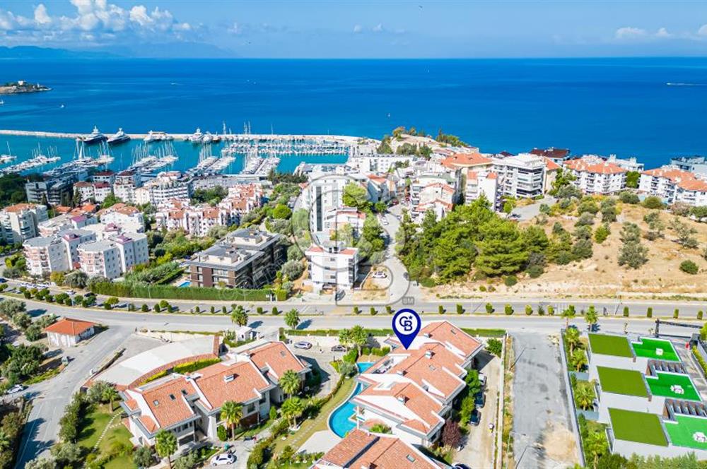 Kuşadası Marina ‘da Deniz Manzaralı 2+1 Şık Daire