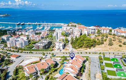 Kuşadası Marina ‘da Deniz Manzaralı 2+1 Şık Daire