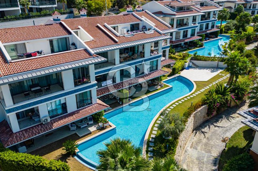 Kuşadası Marina ‘da Deniz Manzaralı 2+1 Şık Daire