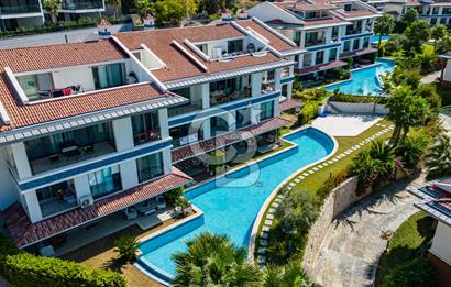 Kuşadası Marina ‘da Deniz Manzaralı 2+1 Şık Daire