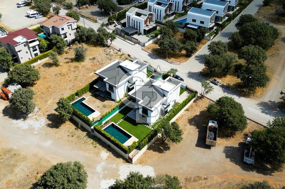 Güzelbahçe Yelki’de Satılık Tam müstakil havuzlu sıfır villa 