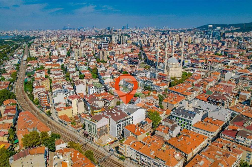 MALTEPE ATATÜRK CADDESİ ÜZERİNDE 500 M2 SATILIK EMSALSİZ DÜKKAN