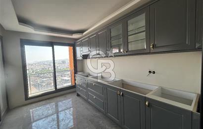 Menemen Merkezde Sıfır Lux 5+1 Satılık Daire