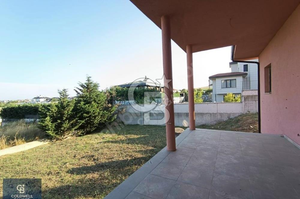 BÜYÜKÇEKMECE TEPEKENT SİTESİ MÜSTAKİL 1800 m2 SATILIK 4+1 VİLLA