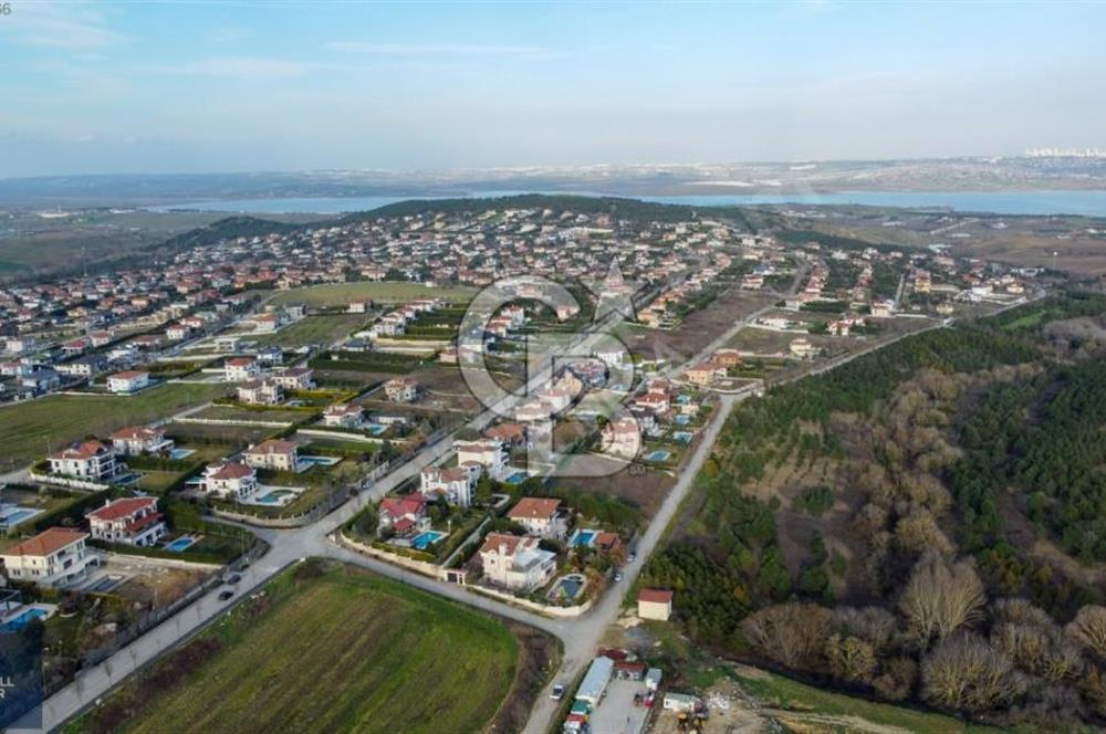 BÜYÜKÇEKMECE TEPEKENT SİTESİ MÜSTAKİL 1800 m2 SATILIK 4+1 VİLLA