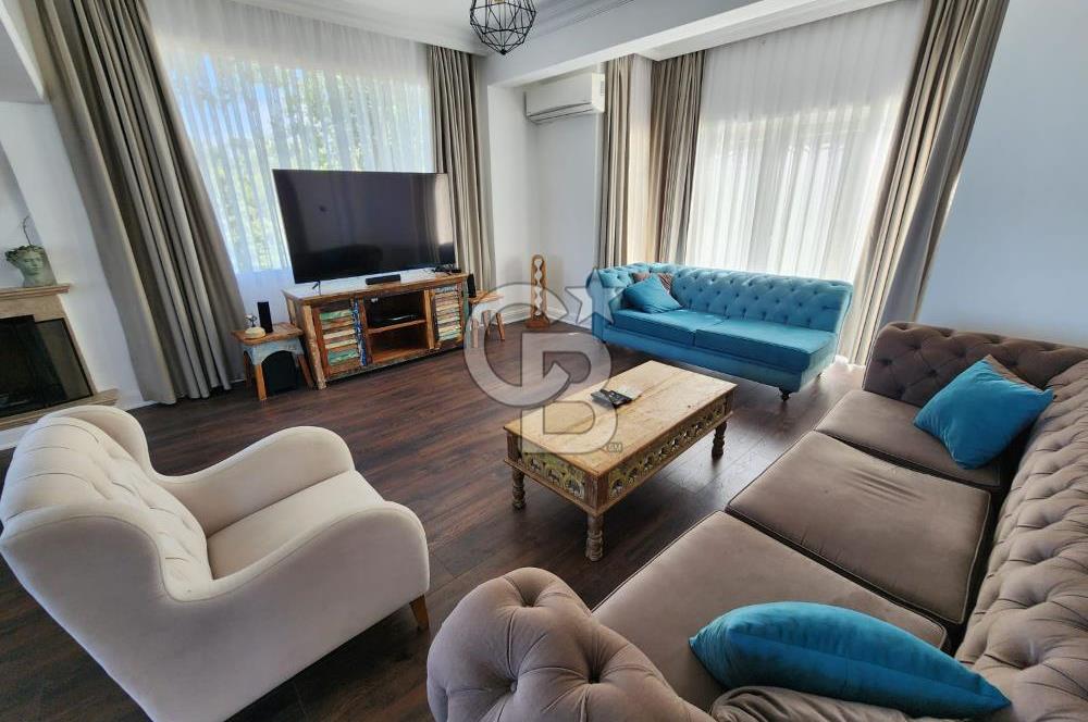 Girne Zeytinlikte 3+1 Full Girne Manzaralı Kiralık Villa