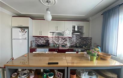 ÜRKMEZ MERKEZDE SATILIK GENİŞ 1+1 MASRAFSIZ DAİRE