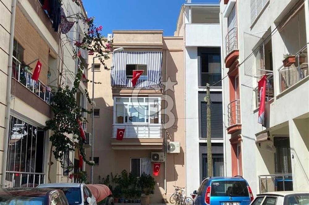 ÜRKMEZ MERKEZDE SATILIK GENİŞ 1+1 MASRAFSIZ DAİRE