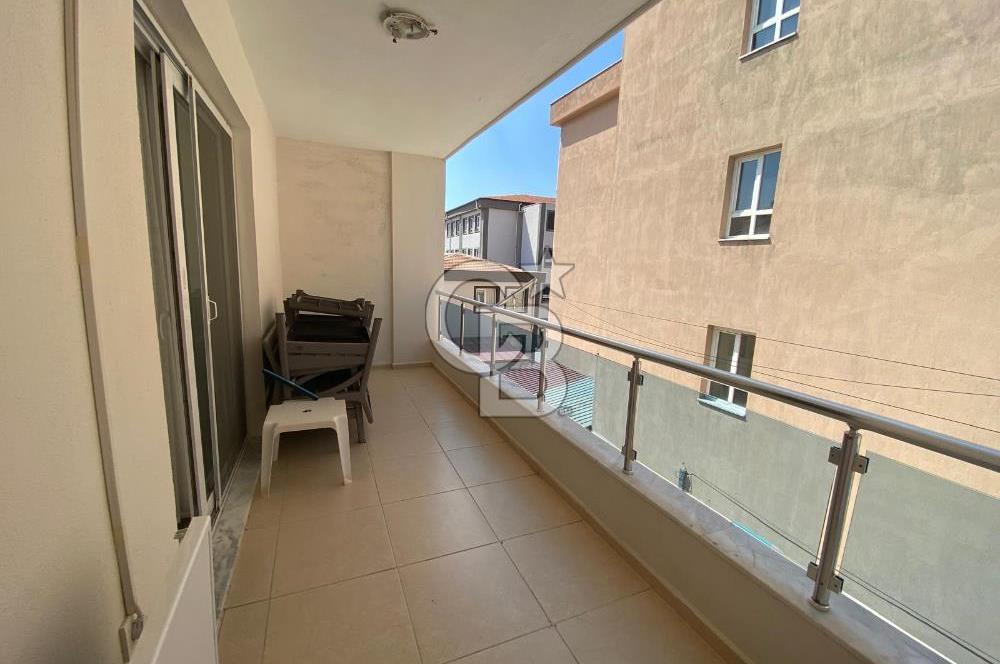 ÜRKMEZ MERKEZDE SATILIK GENİŞ 1+1 MASRAFSIZ DAİRE