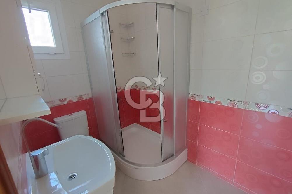 Girne Doğanköyde Geniş Alanlı Havuzlu Bol Özellikli Kiralık 4+1 Ensuite Villa 