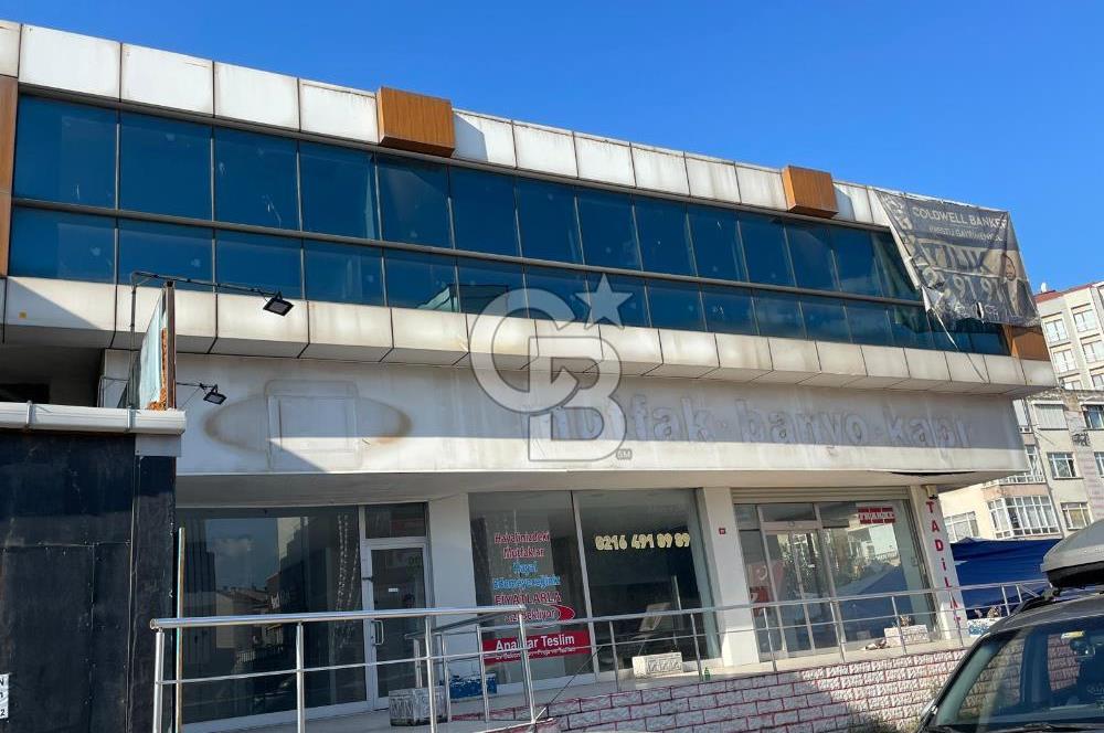 Pendik Kaynarca E5'e Cephe  Boş Satılık Plaza 