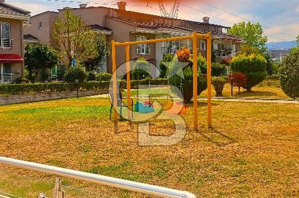 Kocaeli'nin Gözde Sitelerinden Kolaylı Sitesinde 4+1 Çatı Dublex