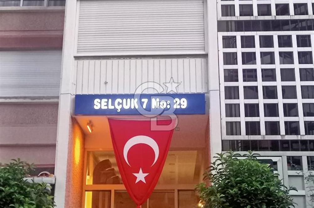 MAVİŞEHİR SELÇUK BLOKLARINDA 4+1 DENİZ MANZARALI SATILIK DAİRE 