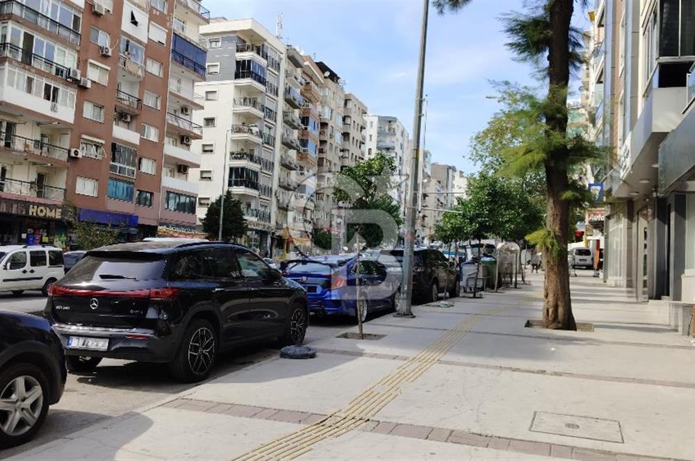 İzmir, Eşrefpaşa'da Ana Cad.20Mt Mesafe de Devren Kiralık Kuaför