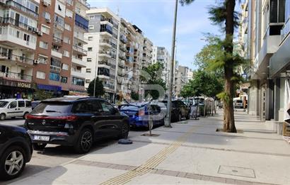 İzmir, Eşrefpaşa'da Ana Cad.20Mt Mesafe de Devren Kiralık Kuaför