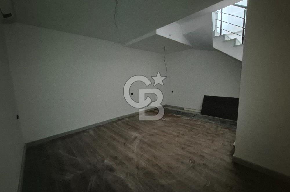 PASSA NOVA BORNOVA 'DA EN GENİŞ BAHÇELİ SATILIK LOFT DAİRE