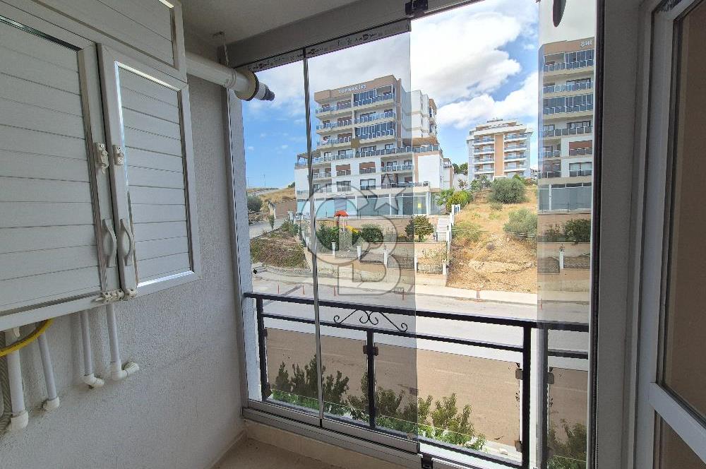 ÇİĞLİ İNÖNÜ MAHALLESİ'NDE ARA KAT ÖNÜ AÇIK 3+1 SATILIK DAİRE 