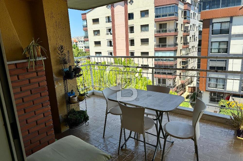 KARŞIYAKA BOSTANLIDA SATILIK DAİRE