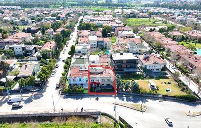 FORUM BORNOVA KARŞISINDA, CADDE ÜZERİNDE, SATILIK 5+2 TRİPLEKS VİLLA