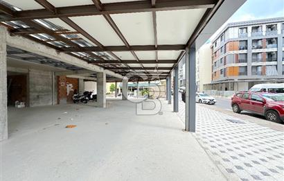 Kartal Soğanlık Cadde Üzeri 470m2 Köşe Konumda 35m Çift Cepheli