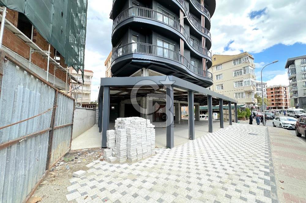 Kartal Soğanlık Cadde Üzeri 470m2 Köşe Konumda 35m Çift Cepheli