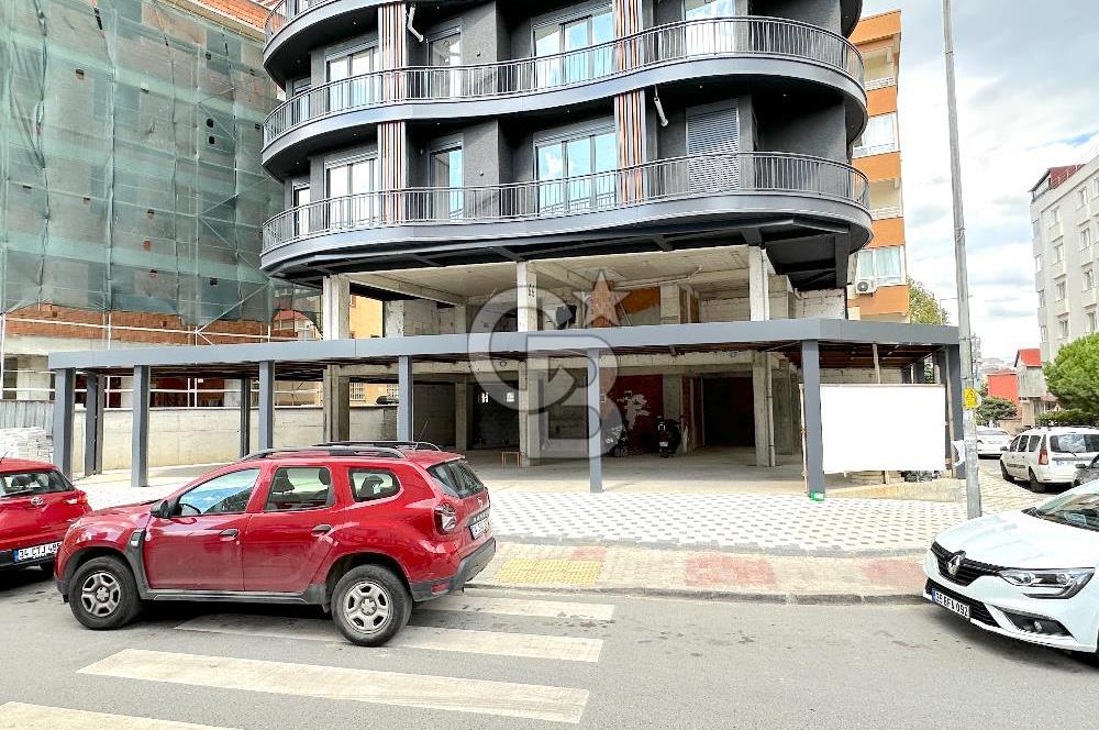 Kartal Soğanlık Cadde Üzeri 470m2 Köşe Konumda 35m Çift Cepheli