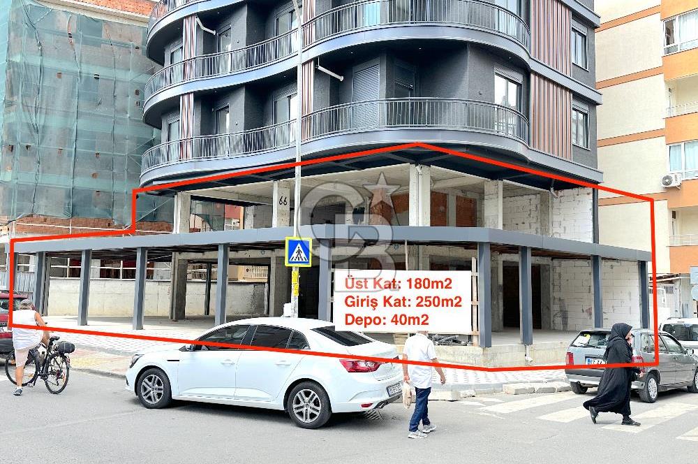 Kartal Soğanlık Cadde Üzeri 470m2 Köşe Konumda 35m Çift Cepheli