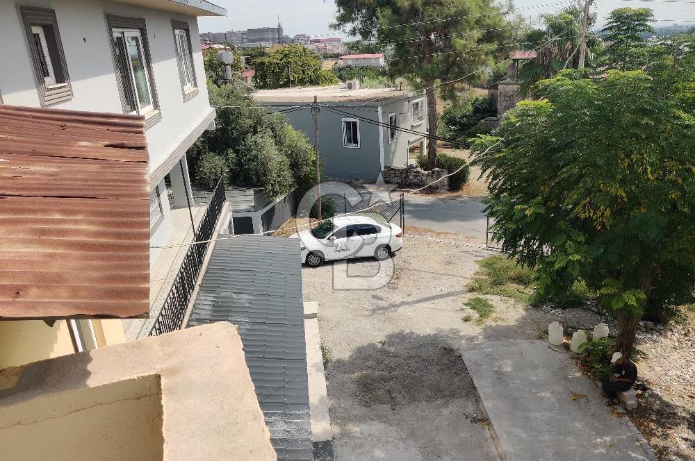 Mersin Akdeniz Mah.Kürkçü Köyü 1.529 m2 Alan İçerisinde Komple  5 adet 2+1 Satılık Daire 