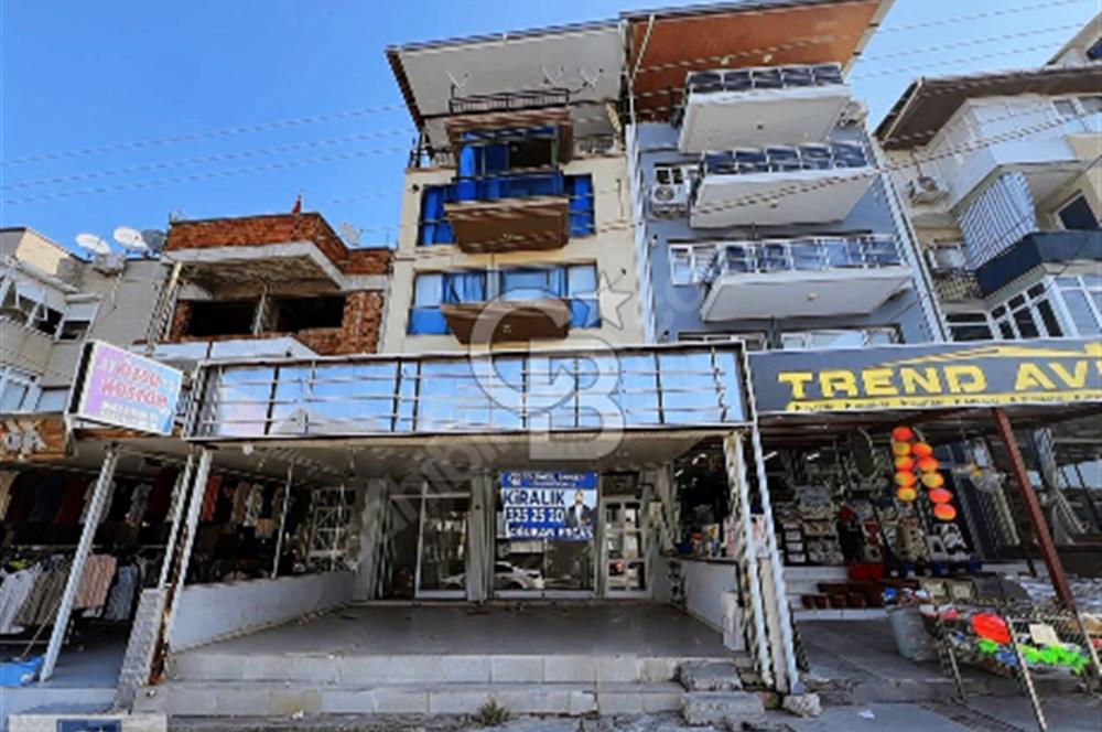 BORNOVA ATATÜRK MAH. YAVUZ CADDESİ ÜZERİ 120M2 DÜKKAN