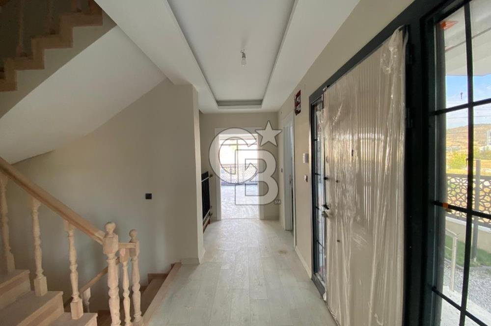 Yaşamkent Yenikent Bölgesi Sıfır 5+1 Kiralık Villa