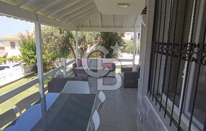 Çeşme Reisdere Özkanlar Sitesi Satılık 3+1 Deniz Manzaralı Villa