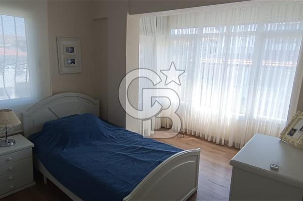 Çeşme Reisdere Özkanlar Sitesi Satılık 3+1 Deniz Manzaralı Villa