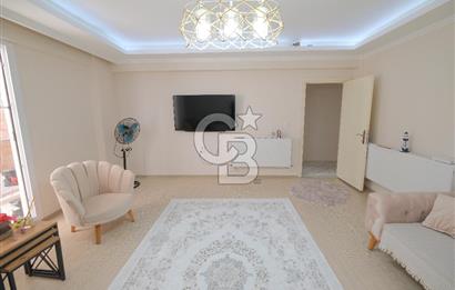 MENEMEN MERKEZDE ÇARŞI İÇERİSİNDE BAKIMLI  3+1 DAİRE