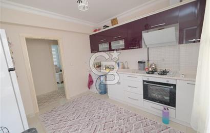 MENEMEN MERKEZDE ÇARŞI İÇERİSİNDE BAKIMLI  3+1 DAİRE