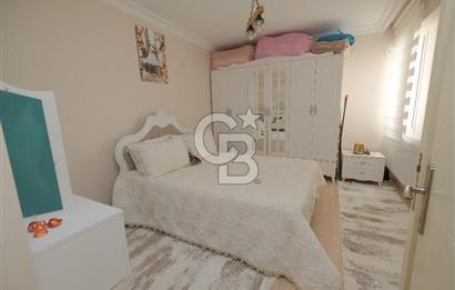 MENEMEN MERKEZDE ÇARŞI İÇERİSİNDE BAKIMLI  3+1 DAİRE