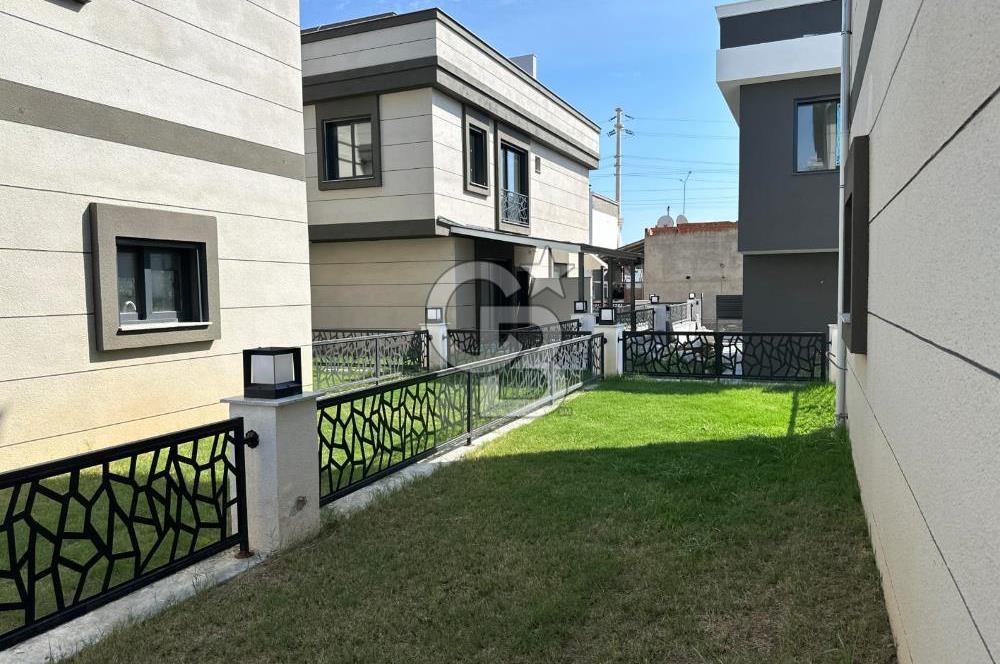 Seferihisar Doğanbey de Sahile Yakın 3+1 villa