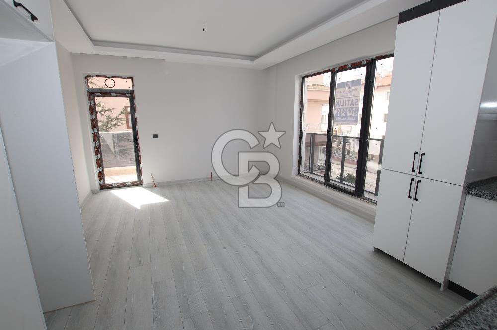 Pursaklar Saray Cadde Üzeri 2.Kat 70 m2 2+1 Satılık Daire