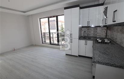 Pursaklar Saray Cadde Üzeri 2.Kat 70 m2 2+1 Satılık Daire