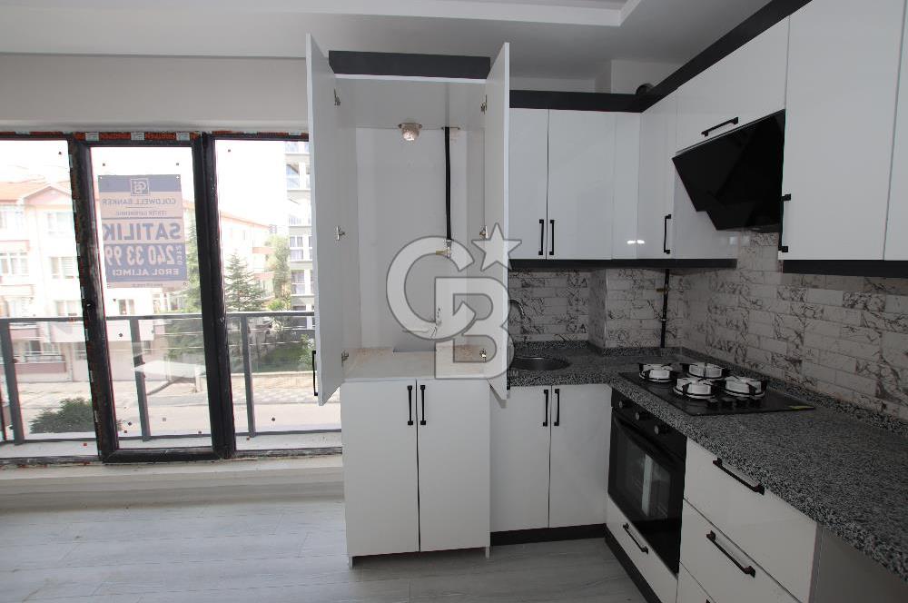 Pursaklar Saray Cadde Üzeri 2.Kat 70 m2 2+1 Satılık Daire